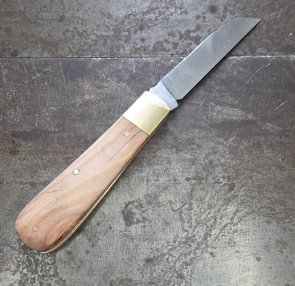 Lambfoot Pocket Knife - Chatsworth Apple - Image 2