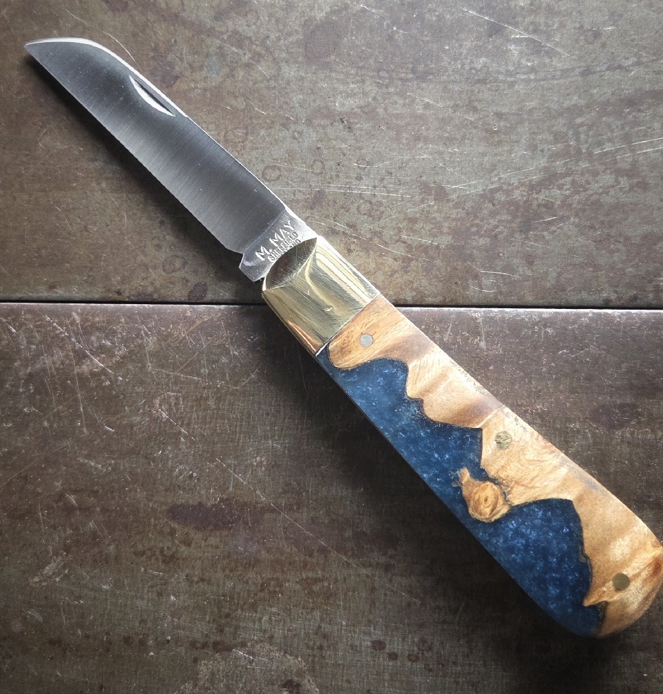 Lambfoot Pocket Knife - Elm Burr Hybrid